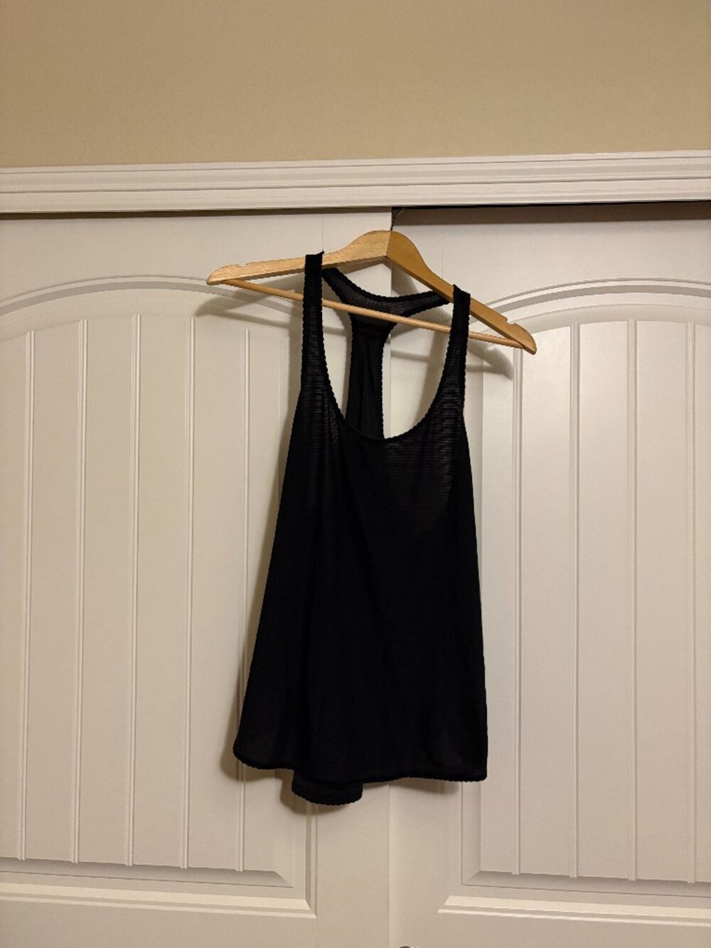 Lululemon Tank Top Estimated Size 4 Black Lightweight Racerback Sheer Neutral